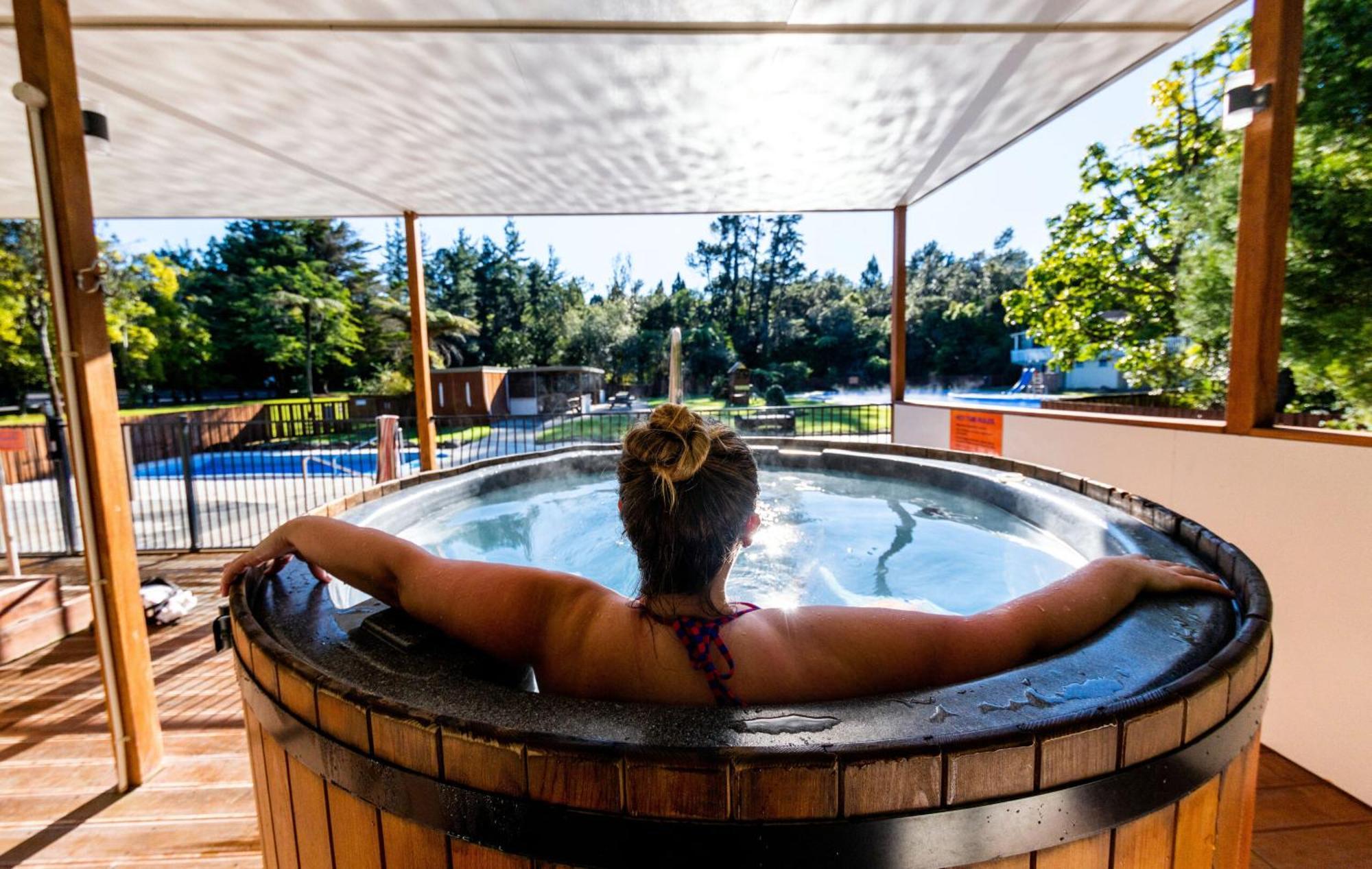Sapphire Springs Holiday Park And Thermal Pools Katikati Exterior foto